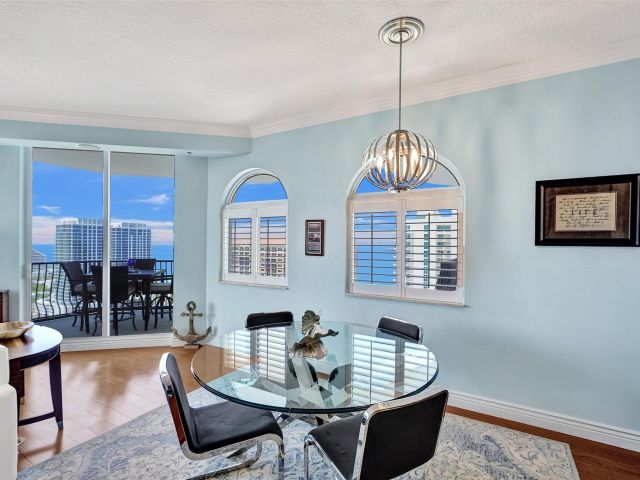 Apartment for sale  Unit #2705 - photo 6264783