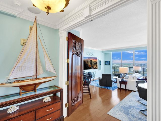 Apartment for sale  Unit #2705 - photo 6264786