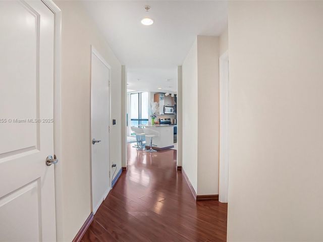 Apartment for sale  Unit #901 - photo 6256291