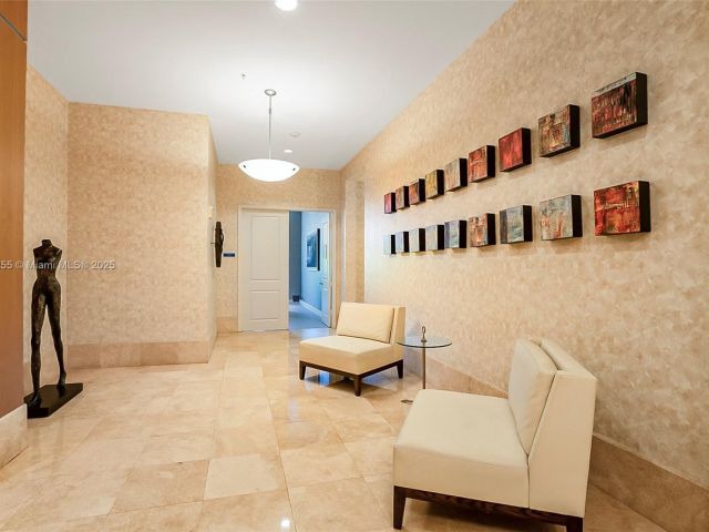 Apartment for sale  Unit #901 - photo 6256295