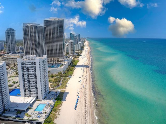 Apartment for sale  Unit #901 - photo 6256308