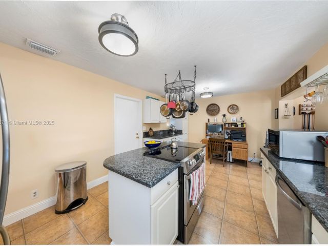 Home for sale at 11193 SW 113 TER - photo 6285288