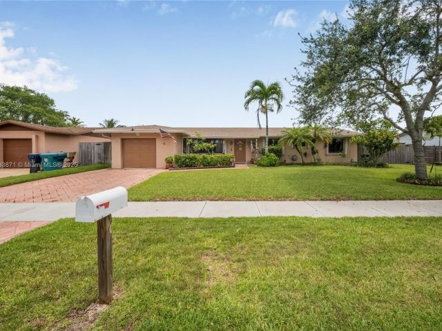 Home for sale at 11193 SW 113 TER - photo 6285299