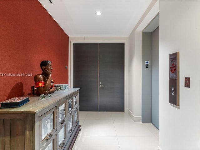 Apartment for sale  Unit #LPH02 - photo 6256969