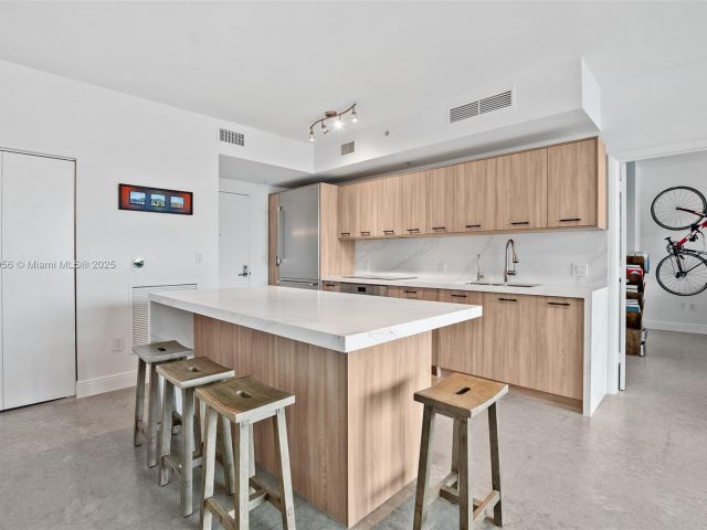 Apartment for sale  Unit #3810 - photo 6261320