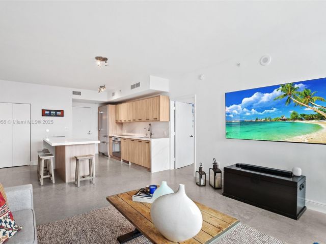 Apartment for sale  Unit #3810 - photo 6261324