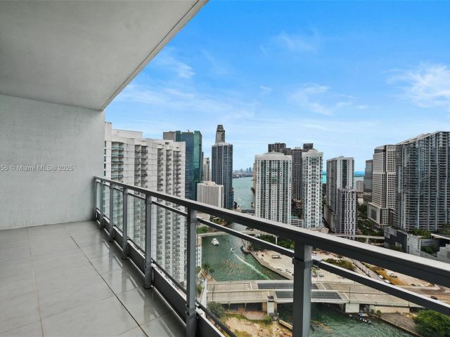 Apartment for sale  Unit #3810 - photo 6261330