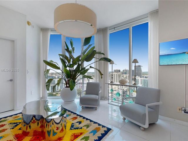 Apartment for sale  Unit #2801 - photo 6271293