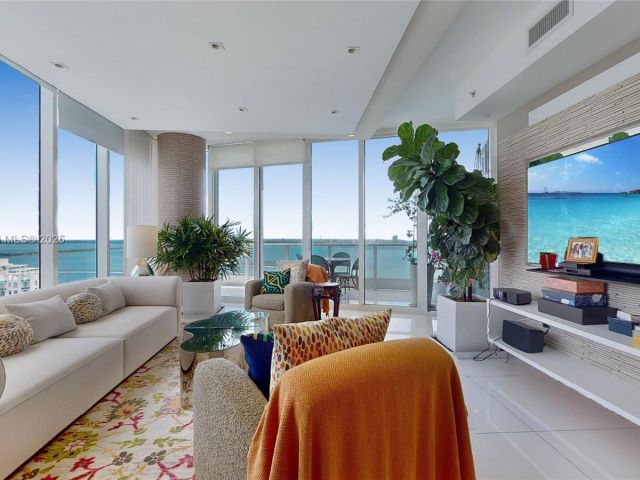 Apartment for sale  Unit #2801 - photo 6271307