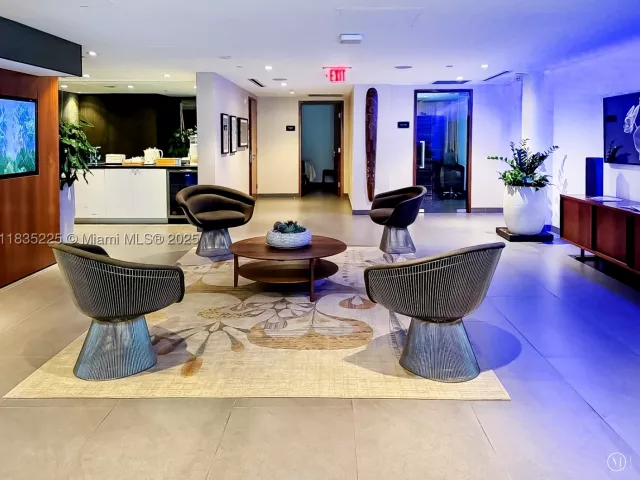 2-bedroom condo for sale in Miami - 2020 N Bayshore Dr 2801 - MondialRealty