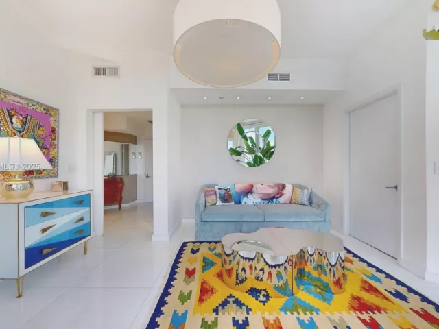 2-bedroom condo for sale in Miami - 2020 N Bayshore Dr 2801 - MondialRealty