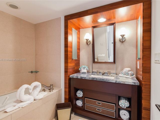 Apartment for sale  Unit #1415 - photo 6256835