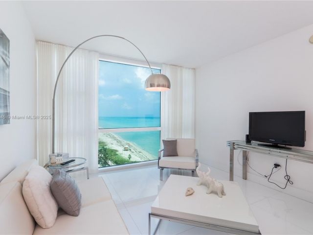 Apartment for sale  Unit #1415 - photo 6256843