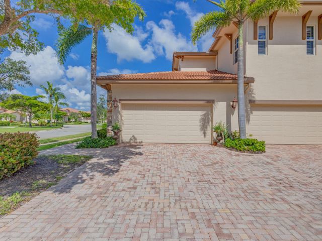 Home for sale at 10321 Orchid Reserve Drive - photo 6592168