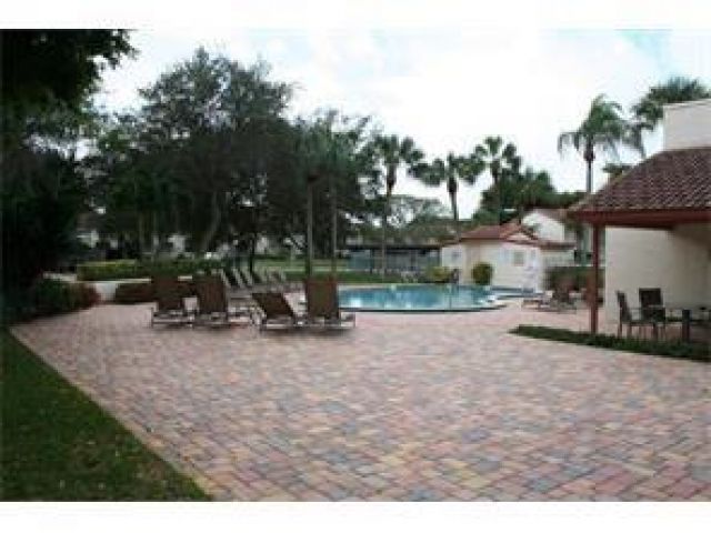 Home for rent at 7200 NW 2nd Ave 151 - photo 6256091