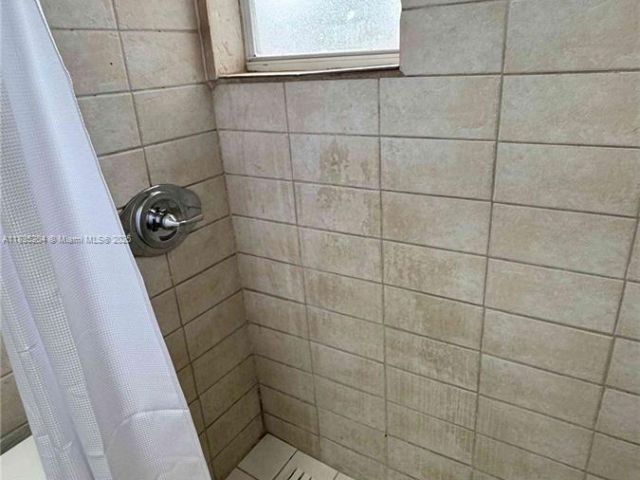 Home for sale at 16221 E Bunche Park Dr - photo 6256272