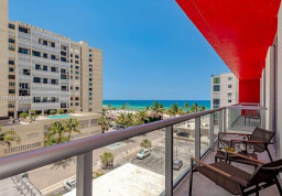 Apartment #N401 at Costa Hollywood