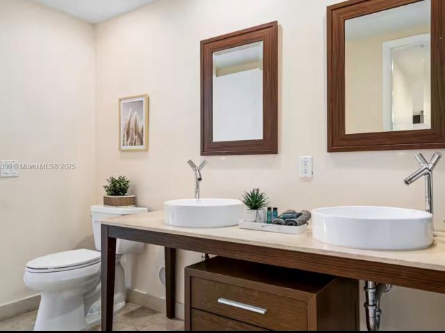 Apartment for sale  Unit #1606 - photo 6257888