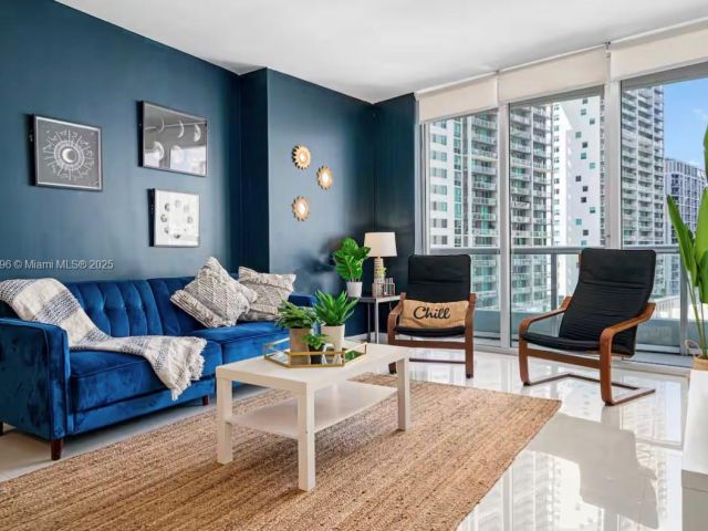 Apartment for sale  Unit #1606 - photo 6257893