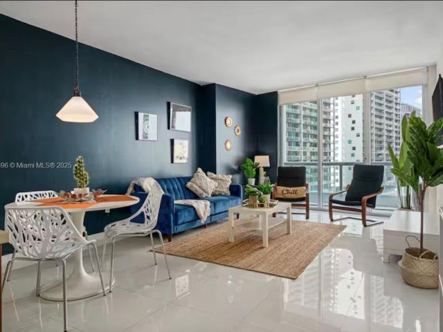 Apartment for sale  Unit #1606 - photo 6257894