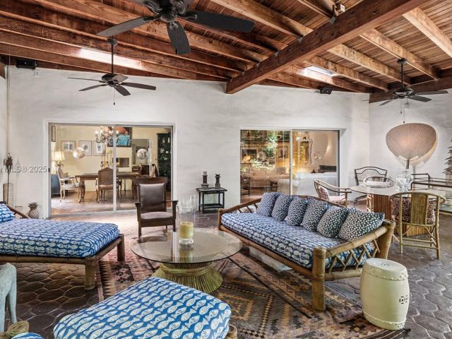 Home for sale at 3540 N Moorings Way - photo 6256551