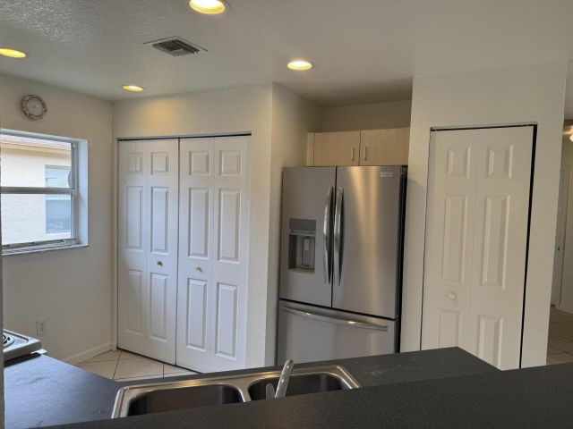 Home for rent at 1364 Climbing Rose Lane - photo 6285527