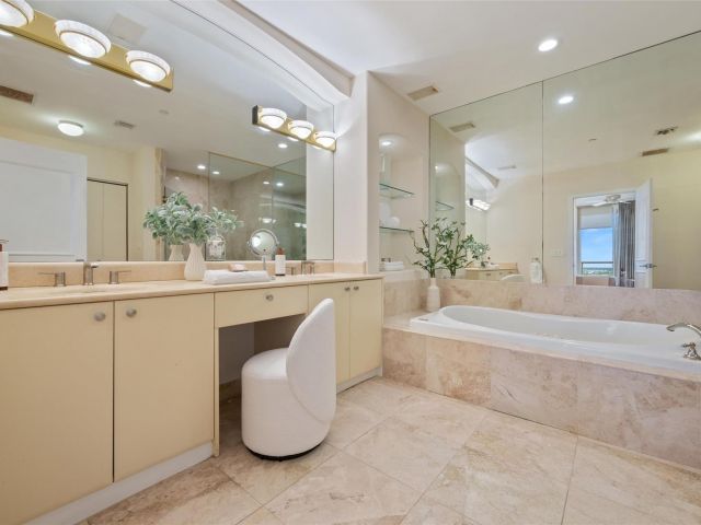 Apartment for sale  Unit #20D - photo 6262406