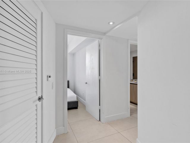 Apartment for sale  Unit #2302 - photo 6258146