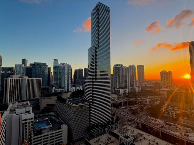 Apartment for rent  Unit #2205 - photo 6258247