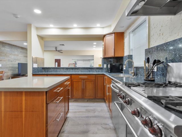 Home for sale at 1359 Washington Street - photo 6257204