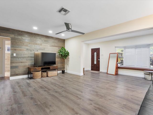 Home for sale at 1359 Washington Street - photo 6257210