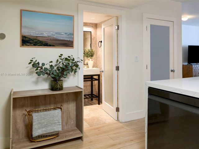 Apartment for rent  Unit #329 - photo 6273184