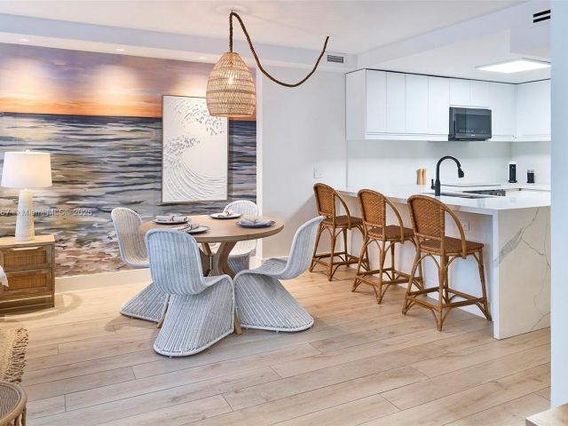 Apartment for rent  Unit #329 - photo 6273187