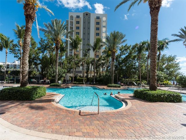 Apartment for sale  Unit #3105 - photo 6258025