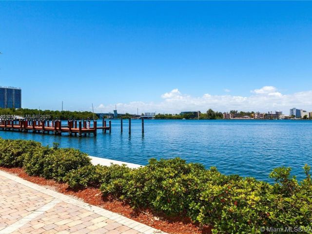 Apartment for sale  Unit #3105 - photo 6258029