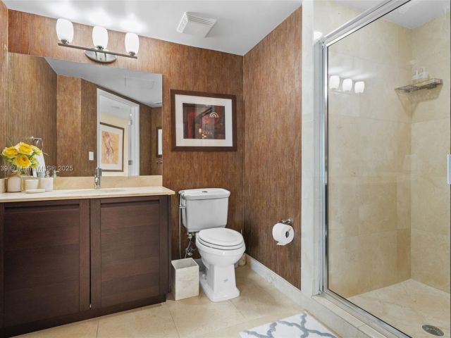 Apartment for sale  Unit #1-1401 - photo 6258649