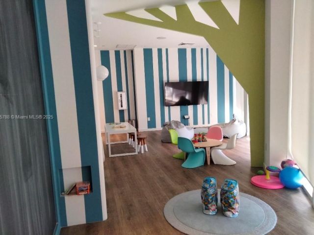 Apartment for sale  Unit #701 - photo 6285190