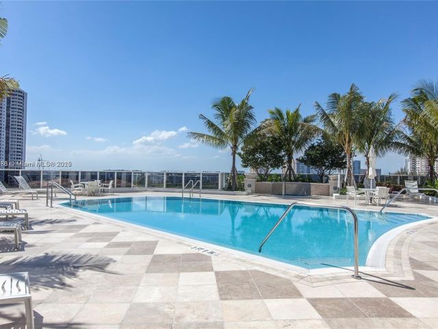 Apartment for sale  Unit #701 - photo 6285192