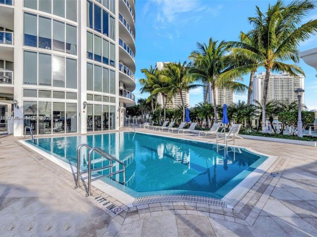 Apartment for sale  Unit #701 - photo 6285193