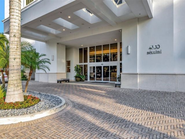 Apartment for sale  Unit #701 - photo 6285202