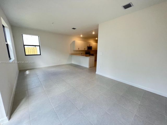 Home for rent at 13378 SW 286th St 13378 - photo 6274575