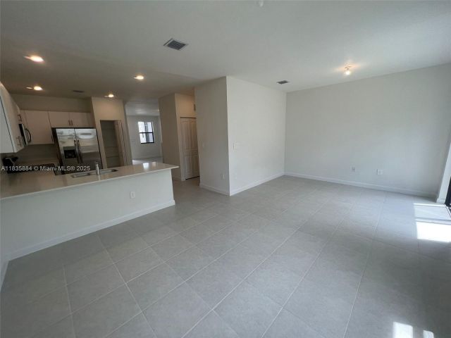 Home for rent at 13378 SW 286th St 13378 - photo 6274580