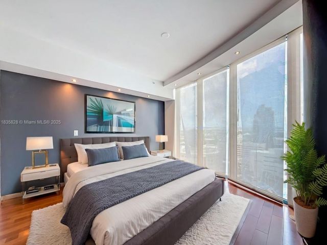 Apartment for sale  Unit #2501 - photo 6259077