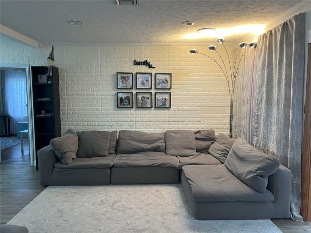 Home for sale at 1719 S Hayes St - photo 6269673