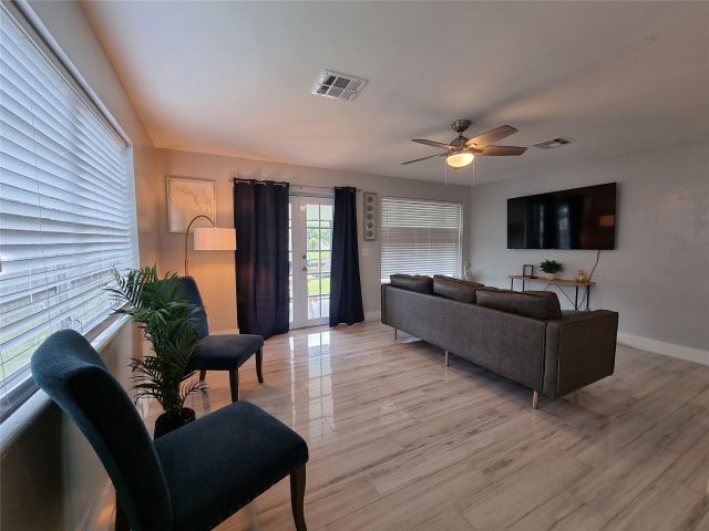 Home for sale at 4740 SW 43rd Ave - photo 6280889