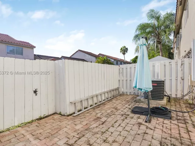 3-bedroom home for sale in Miami - 11532 SW 148th Path - MondialRealty