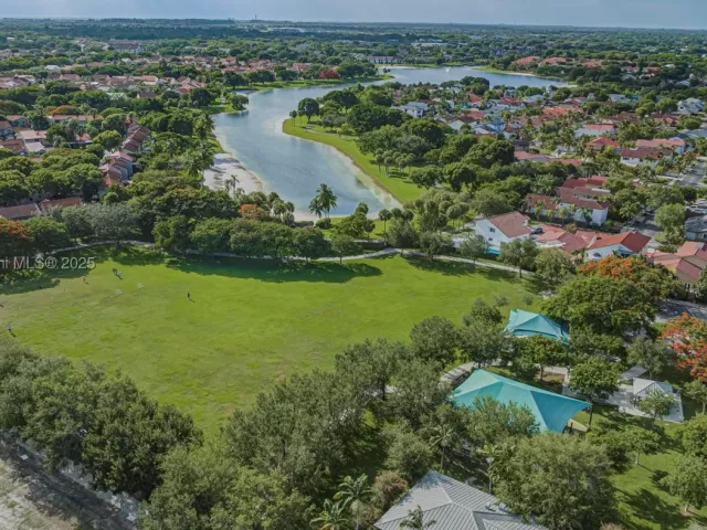 3-bedroom home for sale in Miami - 11532 SW 148th Path - MondialRealty