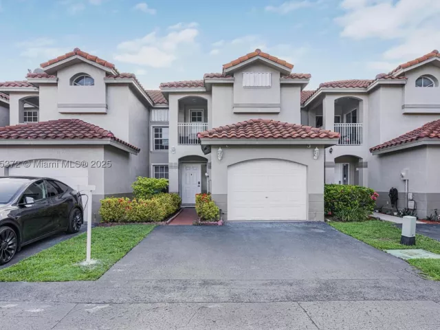 3-bedroom home for sale in Miami - 11532 SW 148th Path - MondialRealty