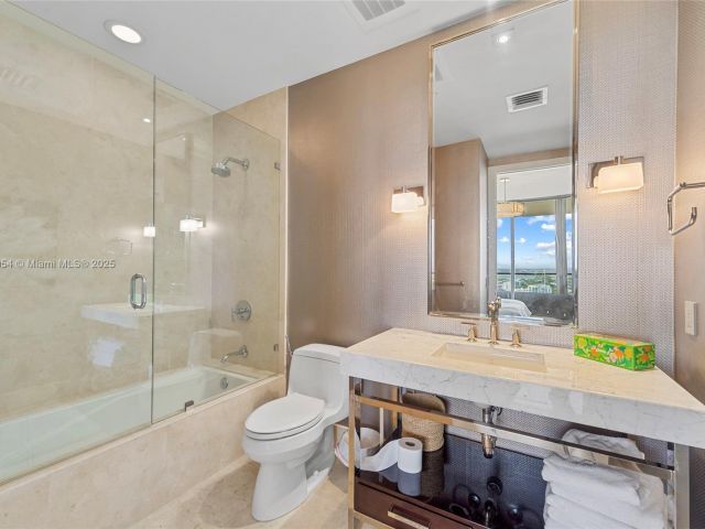 Apartment for rent  Unit #1905N - photo 6260447