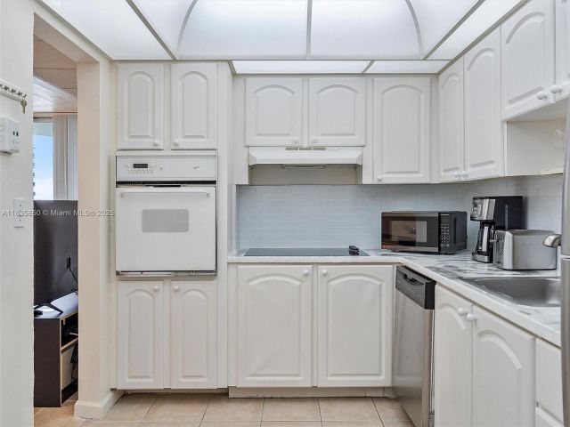 Apartment for sale  Unit #12S - photo 6261413